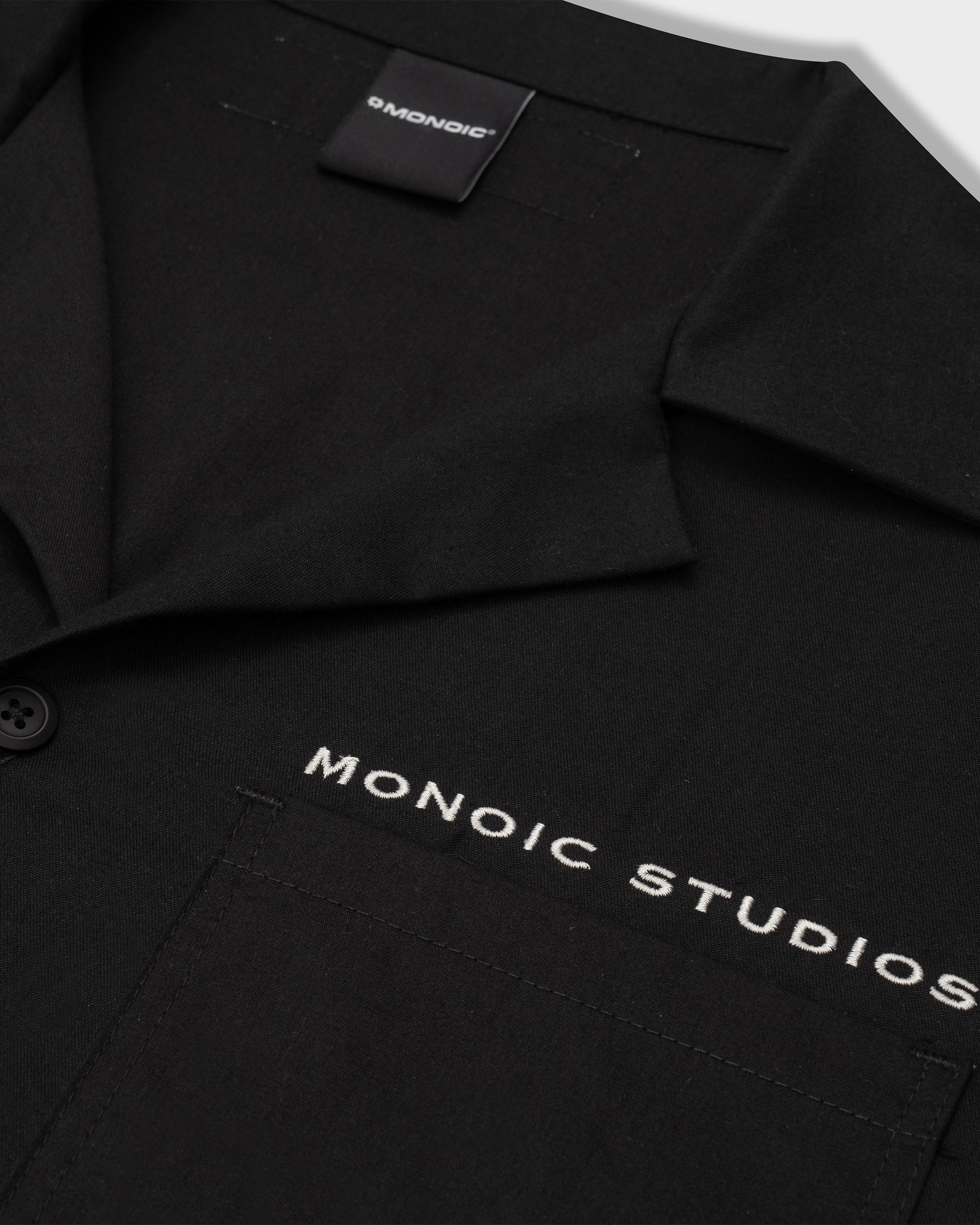 Monoic Studios Overshirt Jet Black | Parisian Dreams T-shirts | Monoic Studios