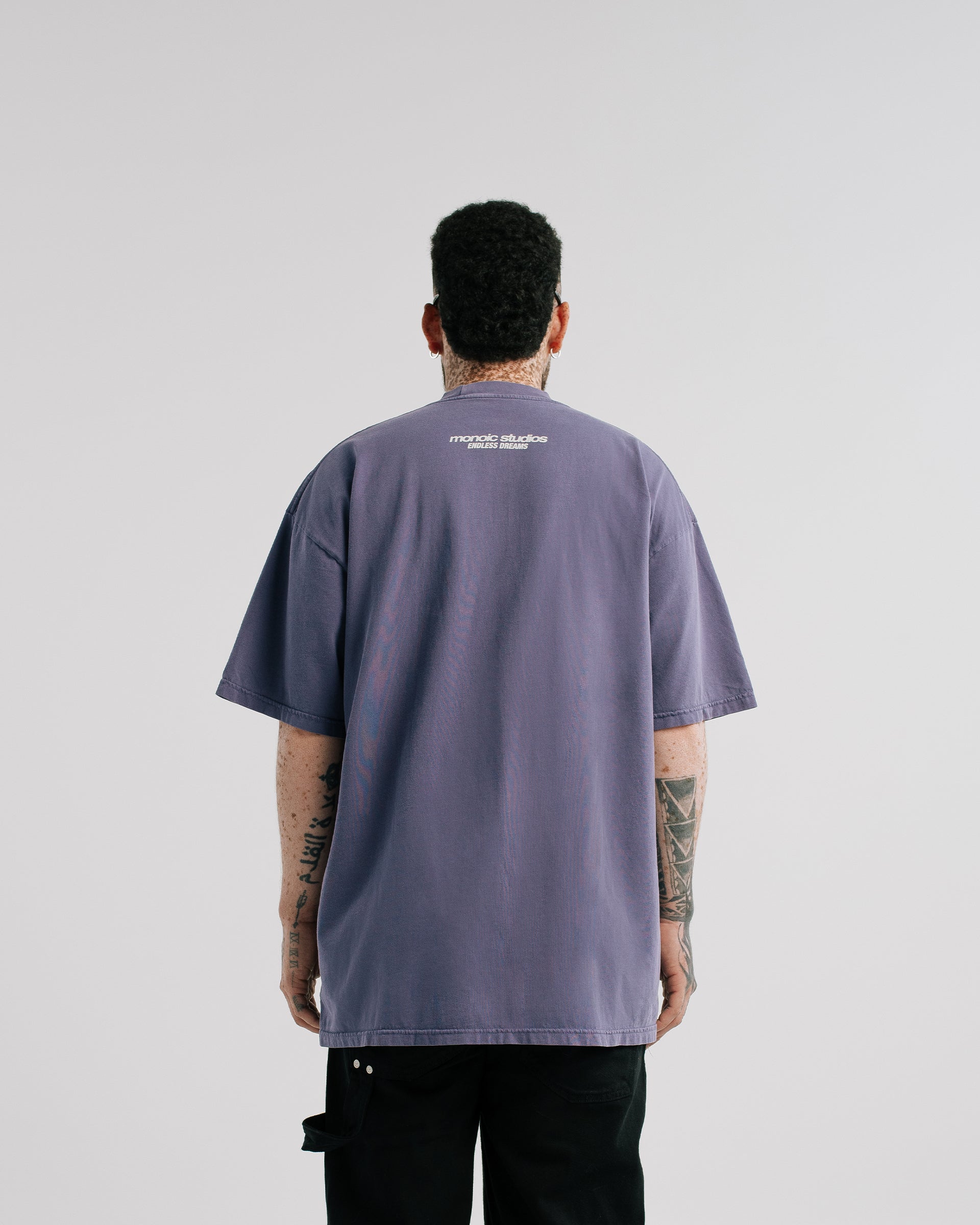 Camiseta Fear Will Lose Morado Desgastado | Camisetas Endless Dreams | Monoic Studios