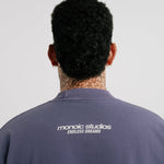 Camiseta Fear Will Lose Morado Desgastado | Camisetas Endless Dreams | Monoic Studios