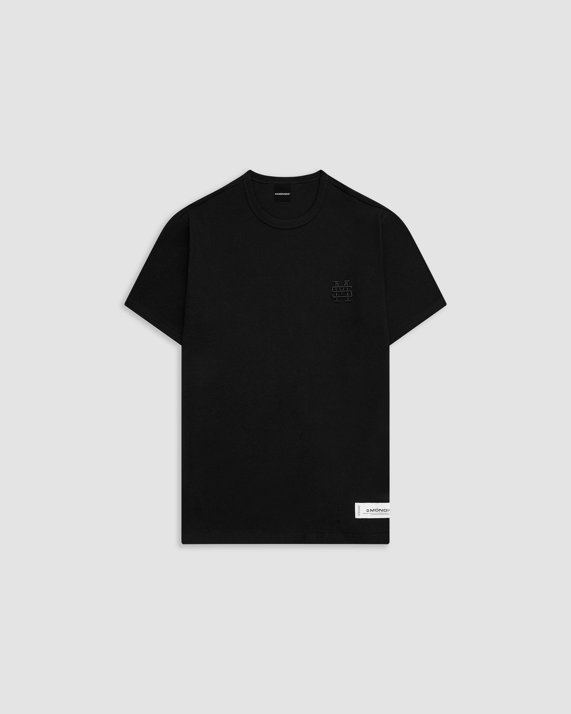 Black Muscle Fit t-shirt with embroidered monogram and slim fit | MONOIC 
