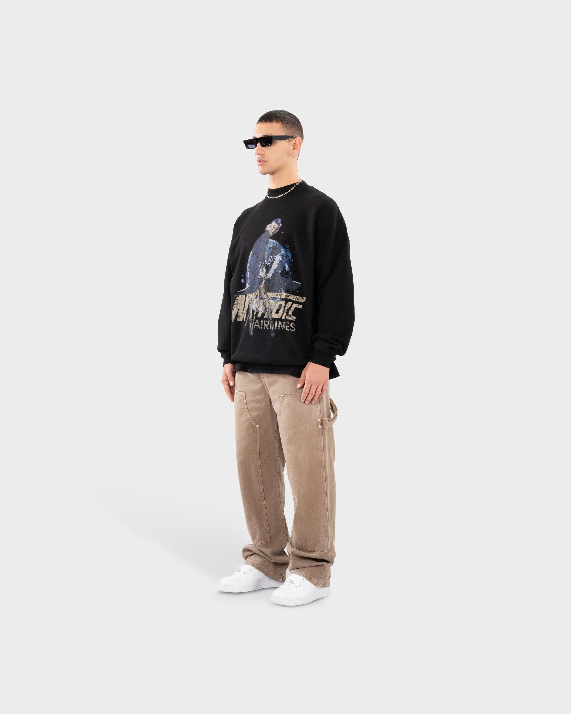 Crewneck World Negro | Crewnecks Monoic Airways | Monoic Studios